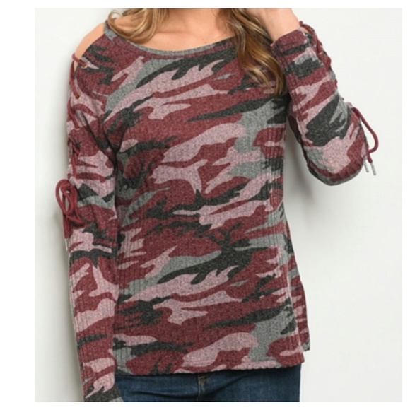 Tops - Burgundy Camouflage Long Sleeve •